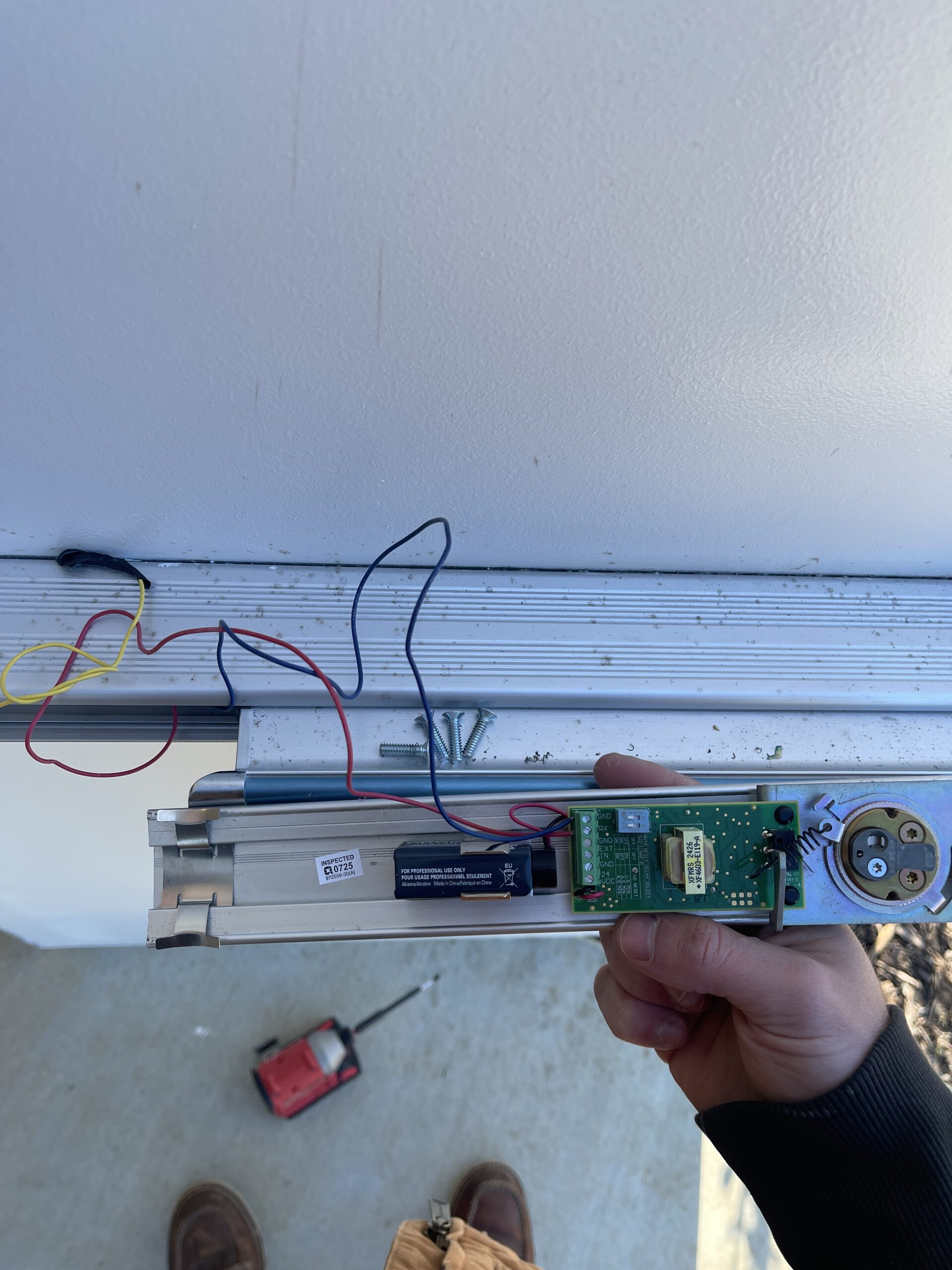 Presence sensor repair for commercial automatic door Memphis TN