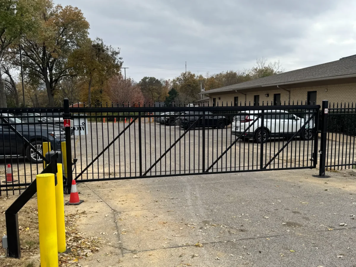 Sliding gate motor service for a customer in Memphis TN by Inlay Automation